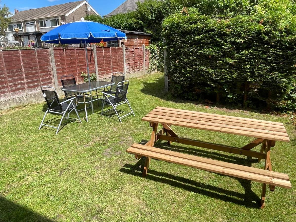 Leavesley Holiday Home Blackpool Exteriör bild